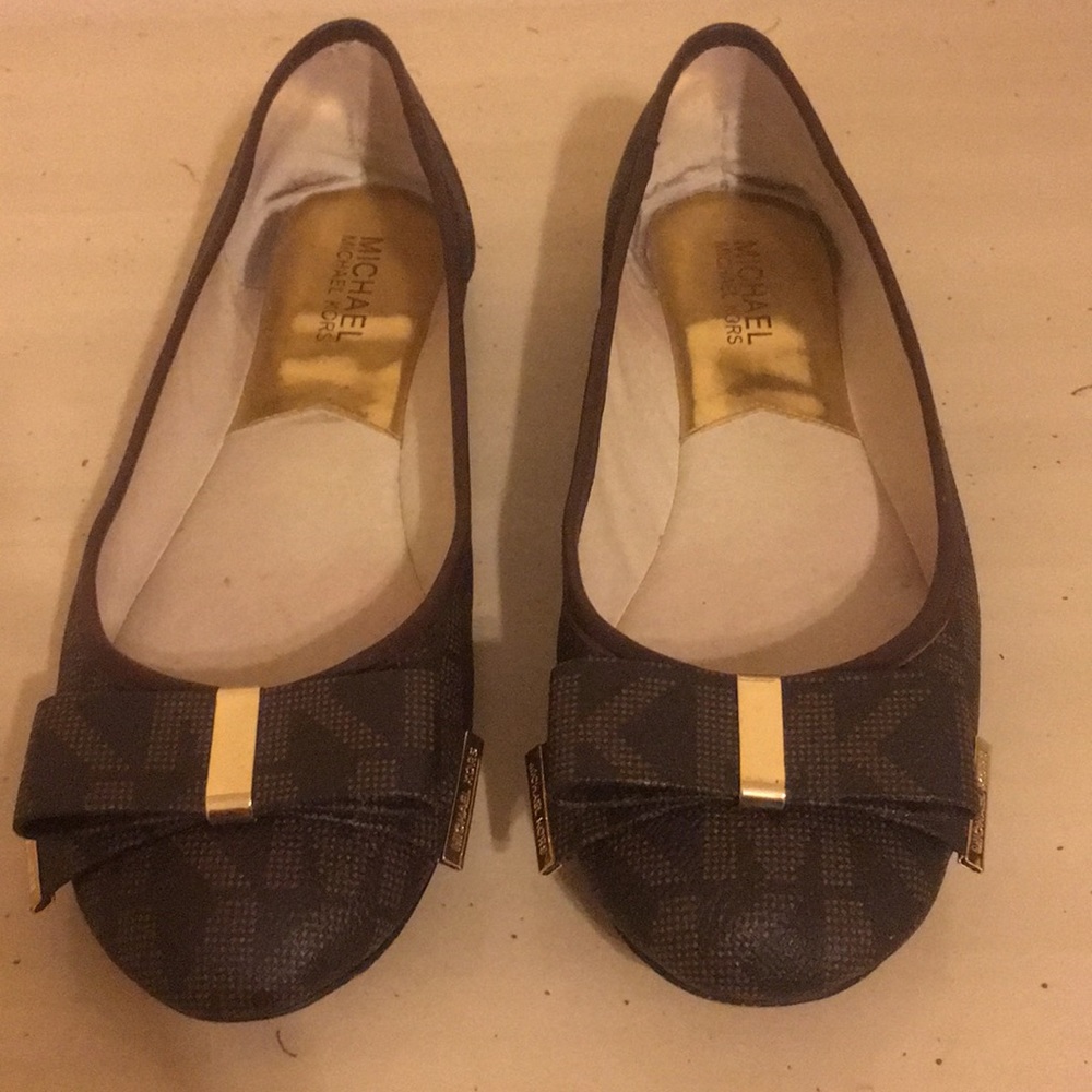 Michael kors bow flats